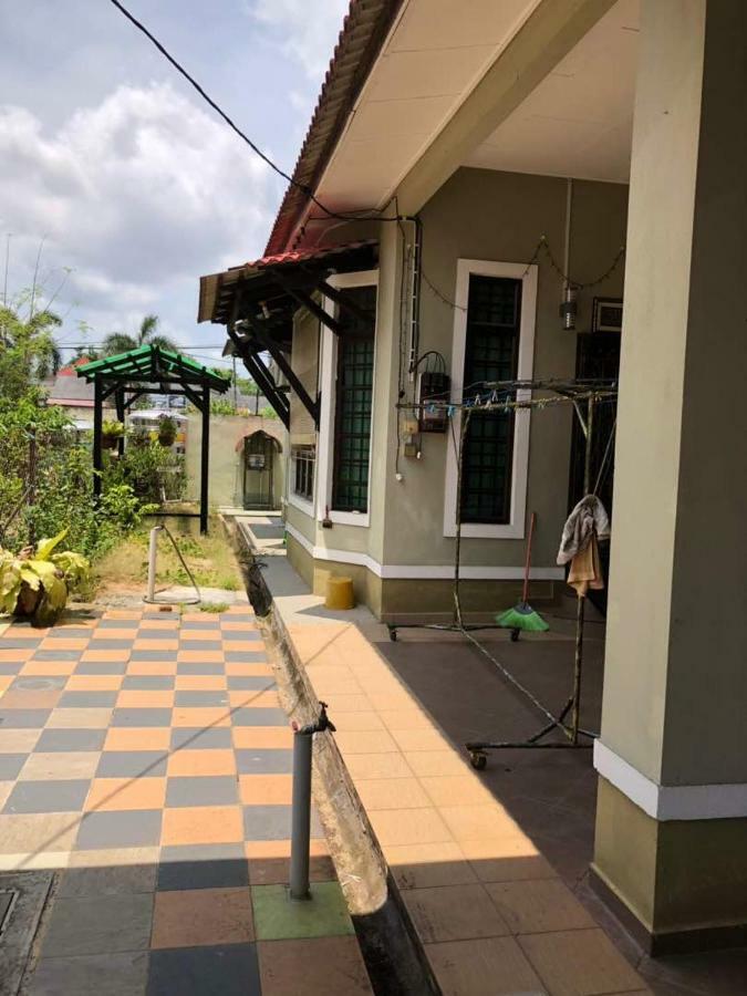 Homestay Tapang Кота-Бару Экстерьер фото